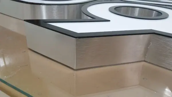 تابلو لبه سوئدی لونات