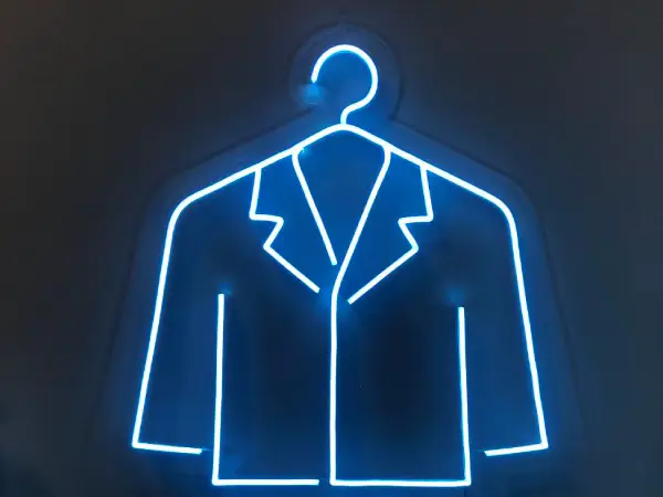تابلو نئون فلکسی dry cleaner